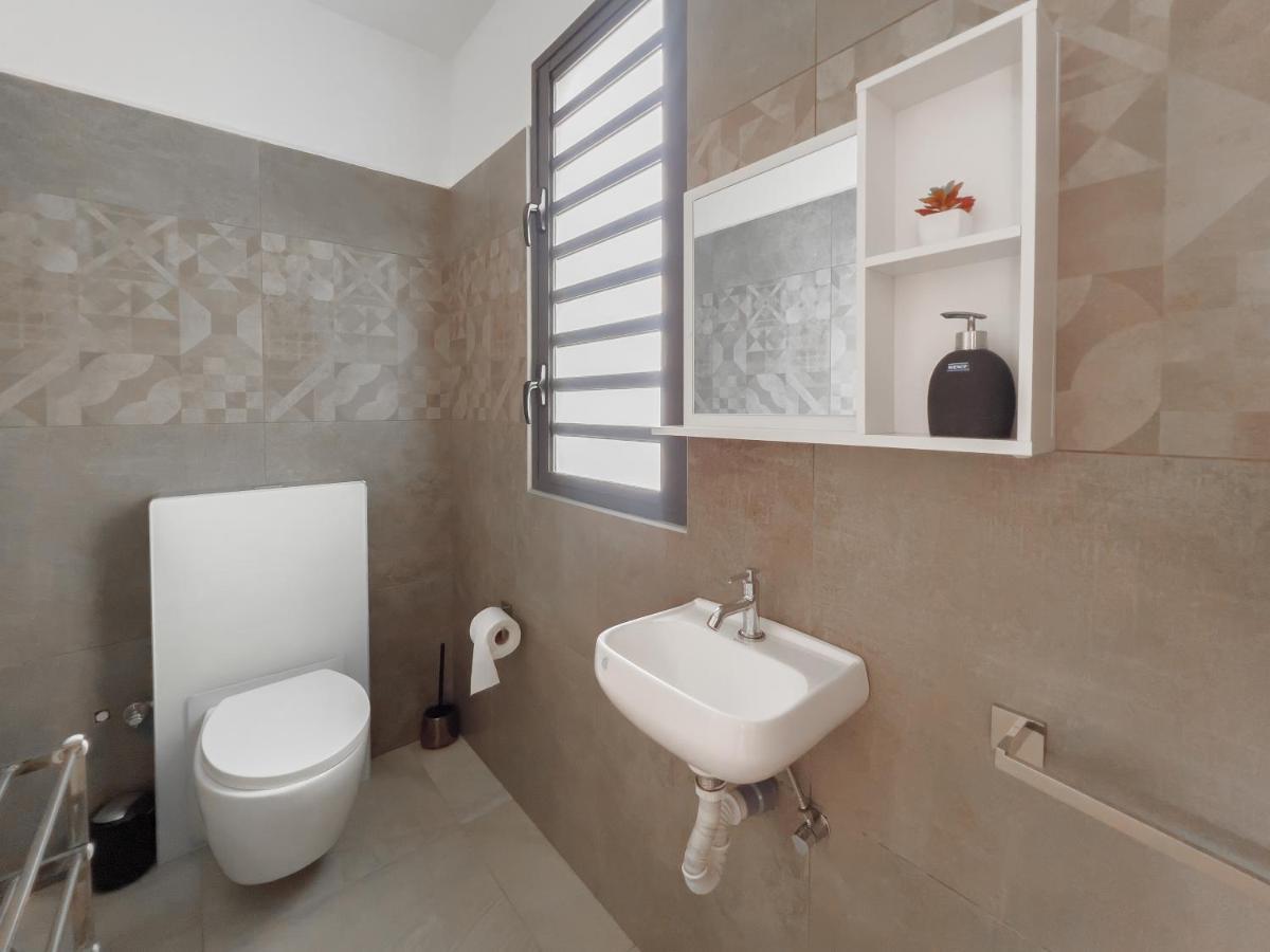 Residence Celestial - Premium 3 Bedrooms Villa With Volcanic Stone Pool Grand Baie Esterno foto